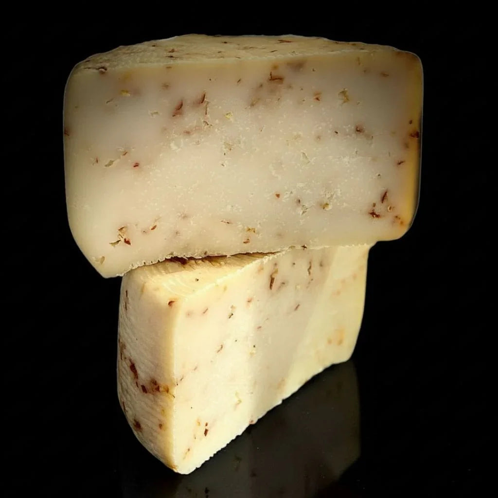 Pecorino Siciliano peperoncino