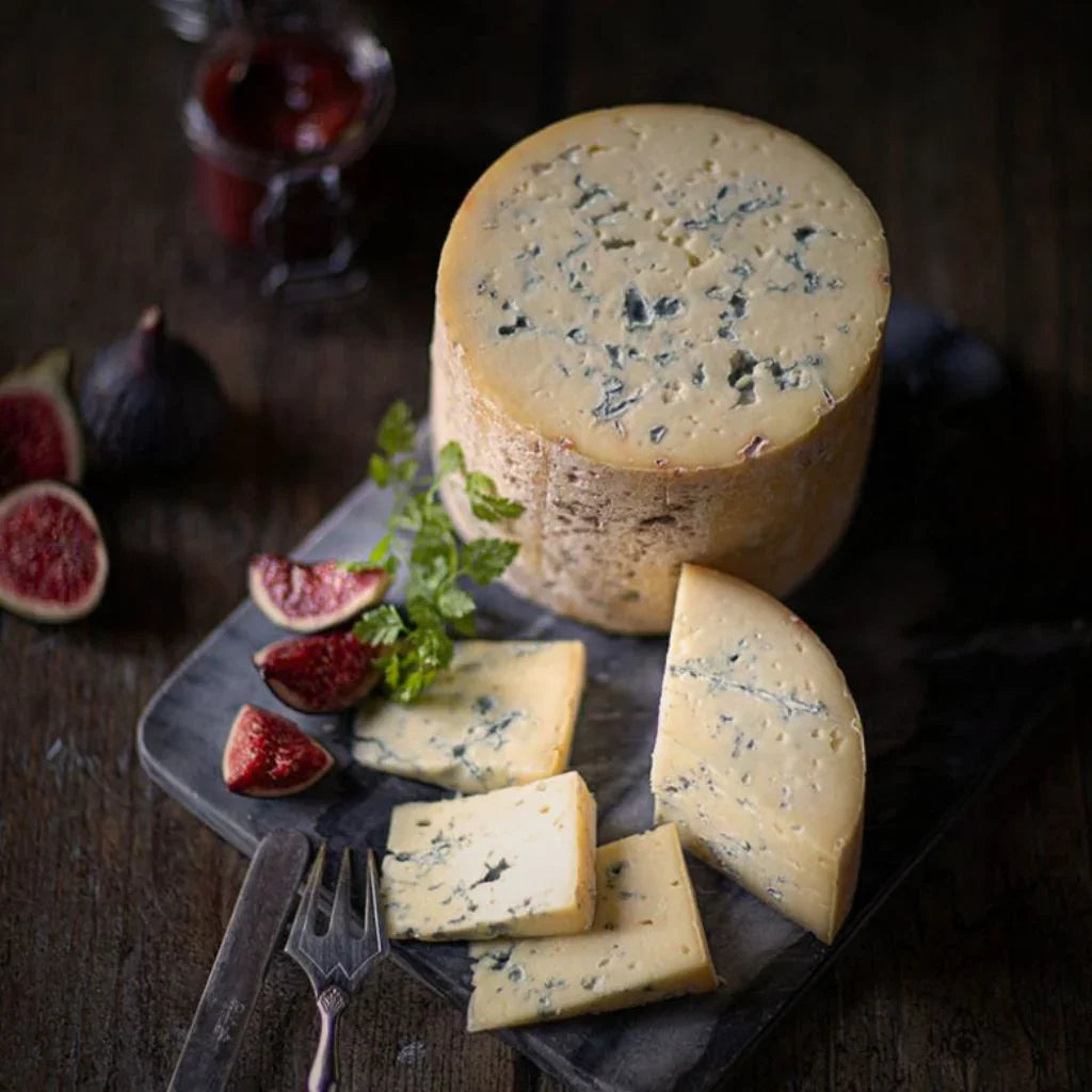 Fourme de Montbrison AOP Fermière au Lait Cru - Affinage Traditionnel