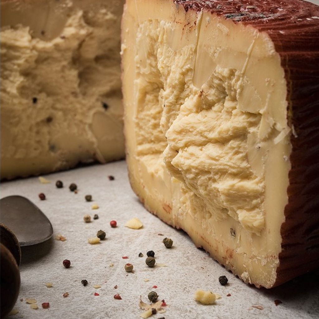 Pecorino Pépato Canestrato Brebis Italie – Intense & Poivré