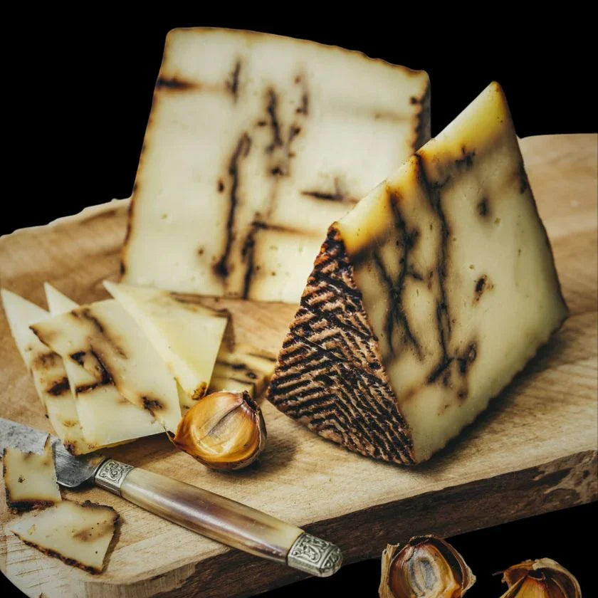Tomme de Brebis de la Mancha à l'Ail Noir