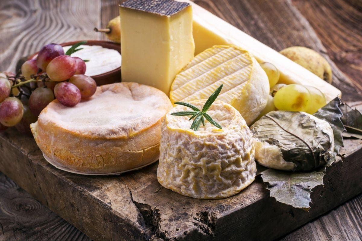 4 raisons pour lesquelles nos aînés devraient manger du fromage - Fromagerie du Château