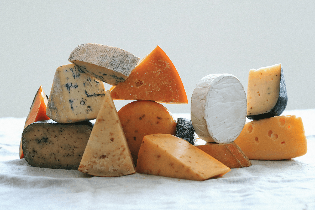 Fromages du Monde à Découvrir : Un Voyage Gourmand