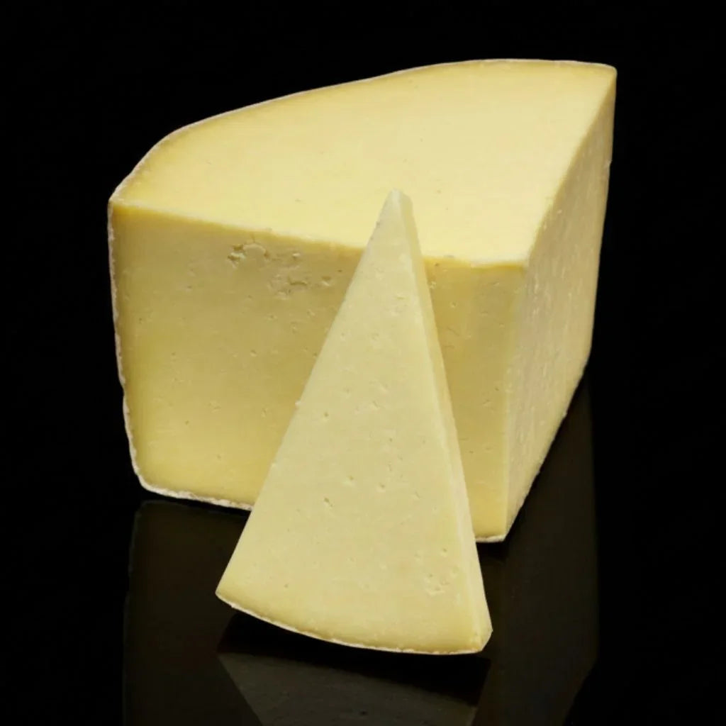 Cantal Fermier AOP au Lait de Salers - Fromage Authentique d’Auvergne