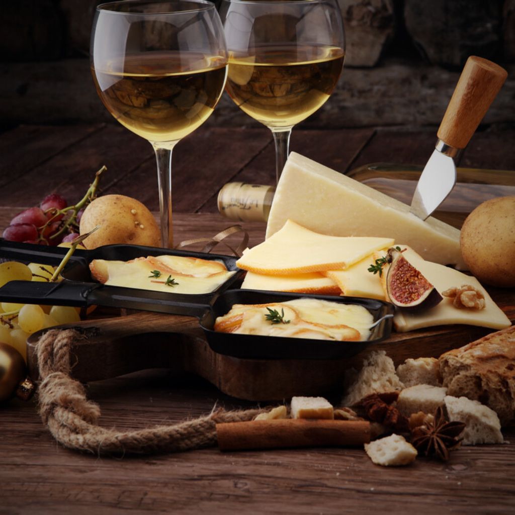 Raclette Suisse d'Alpage affinée au vin blanc