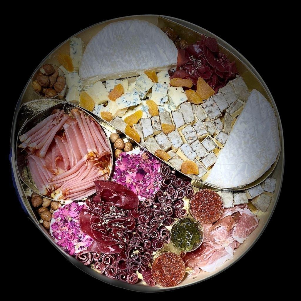 boite-apero-classique-9-a-12-pers-fromagerie-du-chateau-3 - Fromagerie du Château