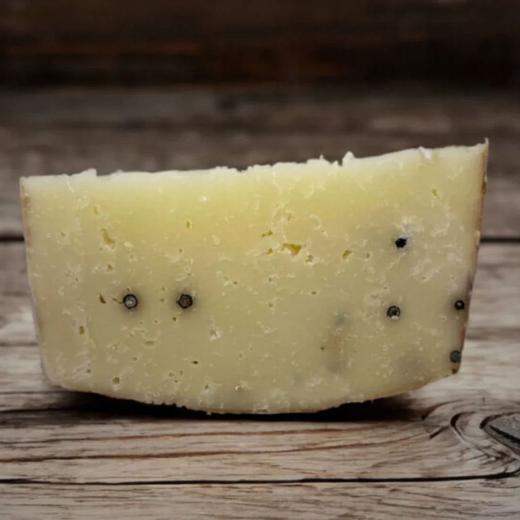 Pecorino pépato canestrato - Fromagerie du Château