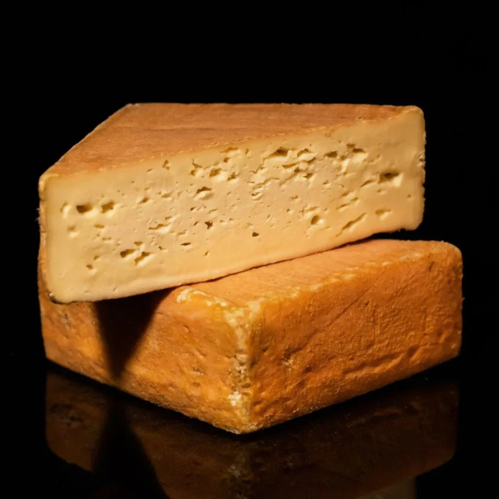 Maroilles Fermier AOP au lait cru - Fromage du Nord au Goût Puissant
