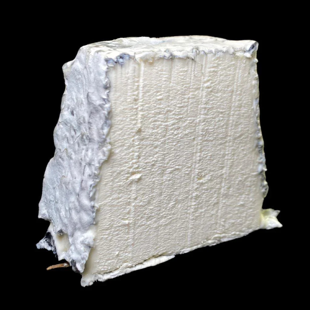 Pyramide de chèvre fermiere cendrée - Fromagerie du Château