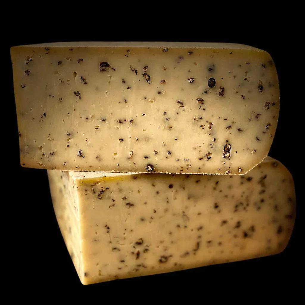 Raclette Vaudoise au poivre imbibé de porto - Fromagerie du Château